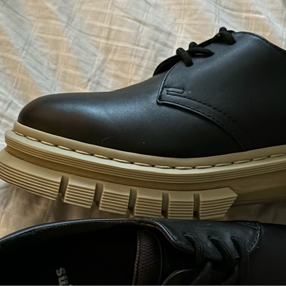 Dr. Martens Rikard Contrast Sole Leather Platform Oxfords - Picture 9 of 12